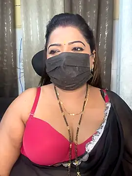 Snapshot of Oh-Monika chatting on October 15, 3:56 pm Oh-Monika online show from October 15, 3:56 pm