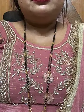 Snapshot of Oh-Monika chatting on October 20, 4:51 pm Oh-Monika online show from October 20, 4:51 pm