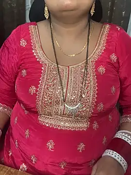 Snapshot of Oh-Monika chatting on October 26, 4:35 pm Oh-Monika online show from October 26, 4:35 pm