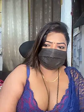 Snapshot of Oh-Monika chatting on November 19, 3:56 pm Oh-Monika online show from November 19, 3:56 pm