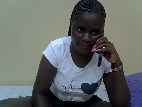 Snapshot of Freakycillia chatting on April 9, 7:30 pm Freakycillia online show from April 9, 7:30 pm