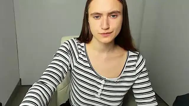 Snapshot of Gabriellagirl chatting on November 19, 12:38 pm Gabriellagirl online show from November 19, 12:38 pm