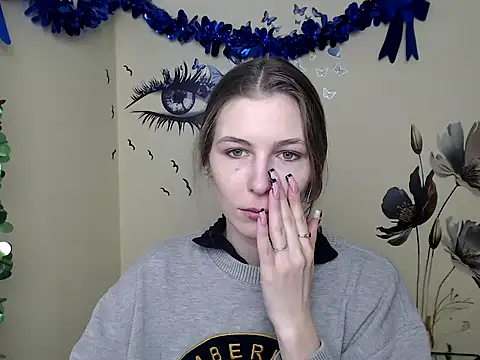 StrangerGi online show from February 18, 1:22 pm