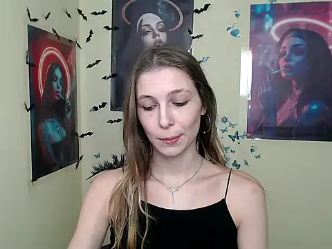 StrangerGi online show from March 13, 9:43 am