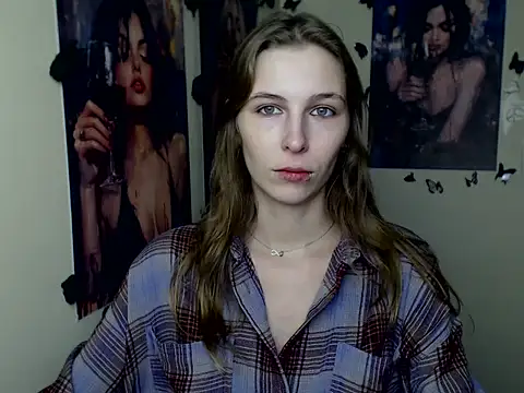 StrangerGi online show from December 3, 12:58 pm