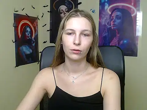 StrangerGi online show from May 28, 6:21 am