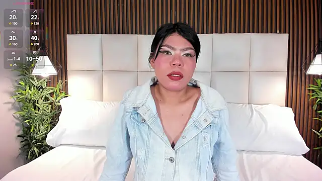 CailynBrowm online show from December 23, 4:10 am