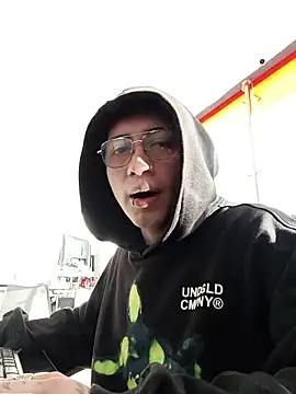 Juliandr188 online show from November 29, 12:30 pm