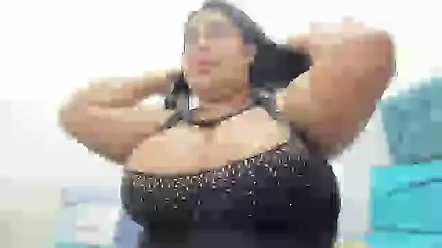 Snapshot of Keisy_boony chatting on June 15, 9:06 pm Keisy boony online show from June 15, 9:06 pm