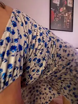 hannaasweet online show from March 11, 8:48 pm