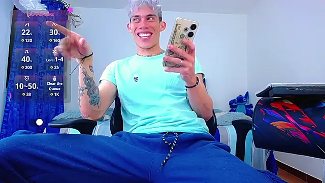 Snapshot of thiagomurphyy chatting on December 15, 4:51 am thiagomurphyy online show from December 15, 4:51 am