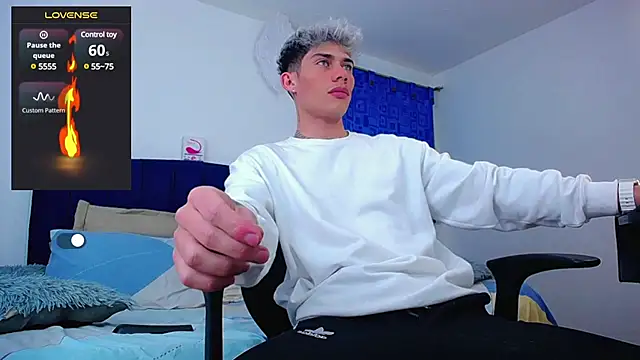 Snapshot of thiagomurphyy chatting on January 28, 3:47 am thiagomurphyy online show from January 28, 3:47 am