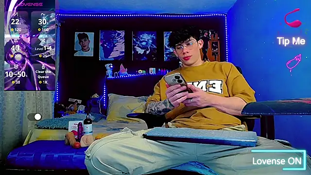 Snapshot of thiagomurphyy chatting on October 22, 3:40 am thiagomurphyy online show from October 22, 3:40 am