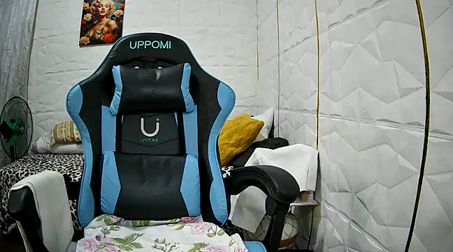 Snapshot of Mendoza_Amaranata chatting on February 19, 3:17 am Mendoza Amaranata online show from February 19, 3:17 am