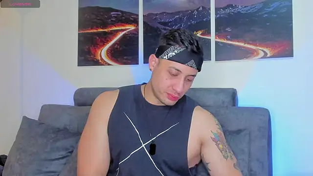 Snapshot of matt_saill chatting on February 3, 11:09 am matt saill online show from February 3, 11:09 am