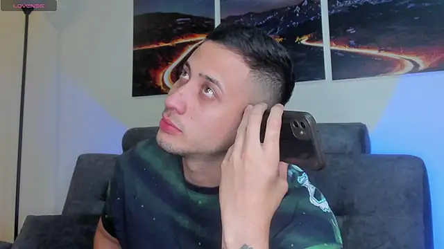 Snapshot of matt_saill chatting on February 12, 1:30 am matt saill online show from February 12, 1:30 am