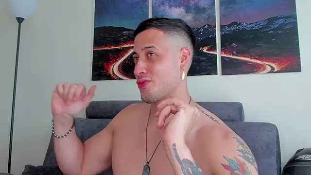 Snapshot of matt_saill chatting on February 12, 4:44 pm matt saill online show from February 12, 4:44 pm