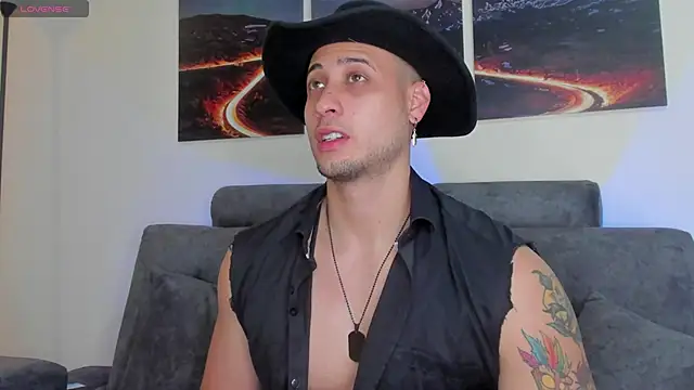 Snapshot of matt_saill chatting on February 14, 12:25 pm matt saill online show from February 14, 12:25 pm