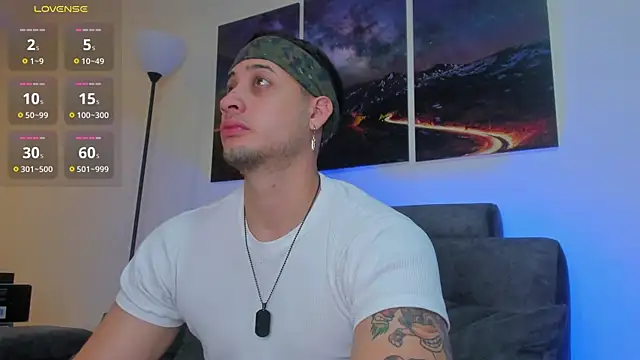 Snapshot of matt_saill chatting on February 21, 11:44 am matt saill online show from February 21, 11:44 am