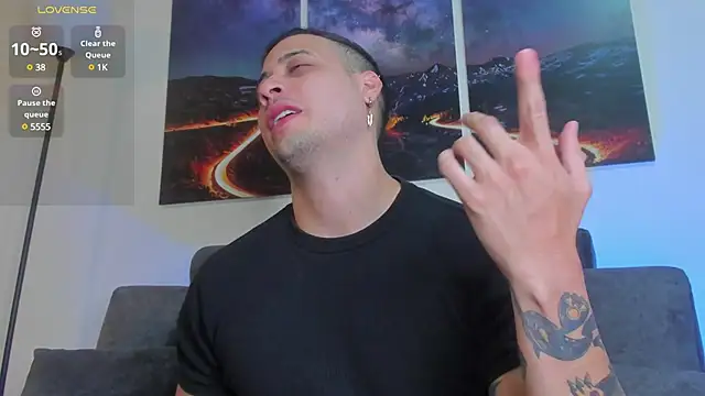 Snapshot of matt_saill chatting on February 23, 10:42 pm matt saill online show from February 23, 10:42 pm