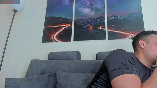 Snapshot of matt_saill chatting on February 28, 8:07 pm matt saill online show from February 28, 8:07 pm