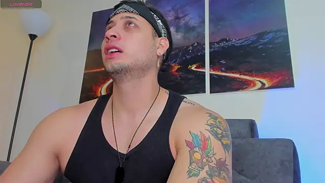 Snapshot of matt_saill chatting on March 6, 12:41 pm matt saill online show from March 6, 12:41 pm