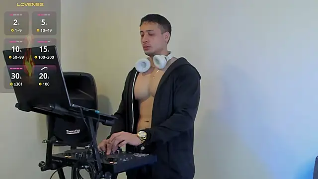 Snapshot of matt_saill chatting on September 11, 1:49 am matt saill online show from September 11, 1:49 am