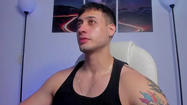 Snapshot of matt_saill chatting on October 26, 6:58 pm matt saill online show from October 26, 6:58 pm