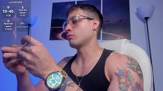 Snapshot of matt_saill chatting on October 30, 10:27 am matt saill online show from October 30, 10:27 am