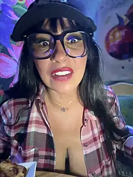 Snapshot of Saorii_kiido chatting on December 22, 3:11 am Saorii kiido online show from December 22, 3:11 am