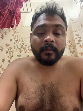 Snapshot of BengaliguyAdi chatting on February 17, 1:47 am BengaliguyAdi online show from February 17, 1:47 am