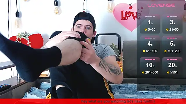 Snapshot of CarterCole chatting on February 7, 7:40 am CarterCole online show from February 7, 7:40 am