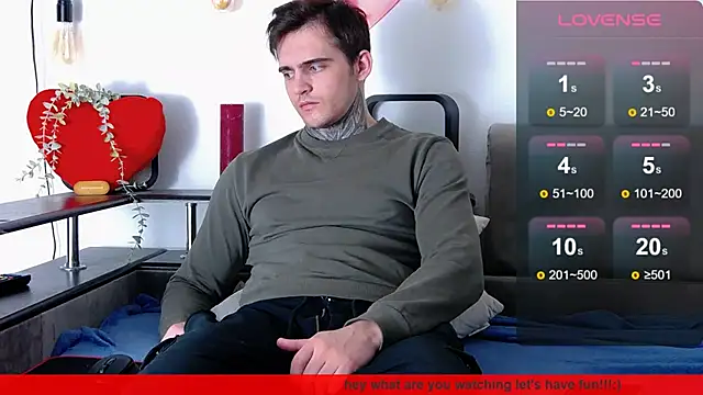 Snapshot of CarterCole chatting on February 16, 4:42 pm CarterCole online show from February 16, 4:42 pm