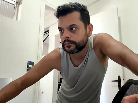 HornyBeachBoyBR online show from April 30, 1:50 pm