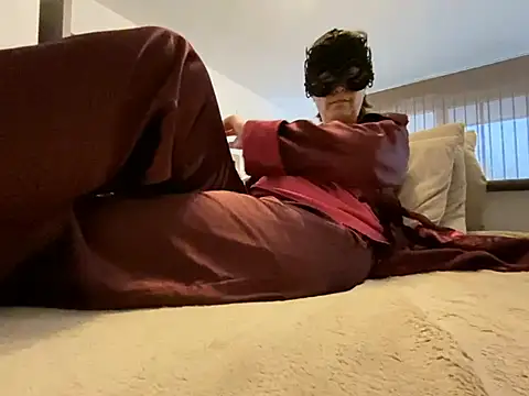 Marilou1983 online show from February 10, 11:57 am