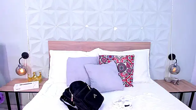Snapshot of Stacey_white_ chatting on June 2, 8:33 pm Stacey white online show from June 2, 8:33 pm