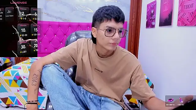 Noha scott online show from December 2, 11:11 pm