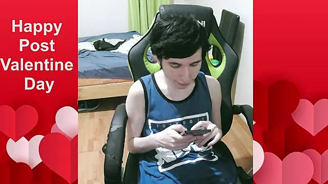 Snapshot of Twink_martinboy chatting on February 15, 5:48 am Twink martinboy online show from February 15, 5:48 am
