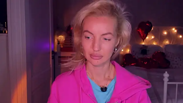 aestetick online show from March 1, 11:56 am