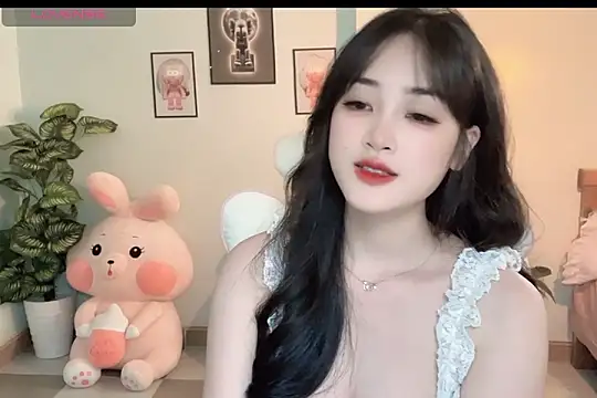  Aimy  online show from October 18, 6:05 am