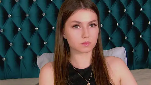 AliceMoreno online show from October 21, 5:13 pm