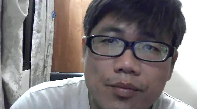 Snapshot of findagirlfriend chatting on December 1, 4:29 pm findagirlfriend online show from December 1, 4:29 pm