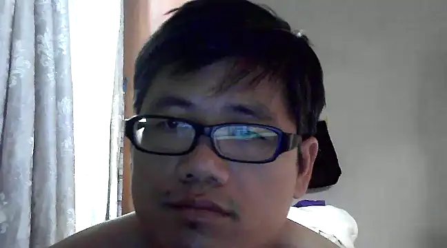 Snapshot of findagirlfriend chatting on December 5, 9:06 am findagirlfriend online show from December 5, 9:06 am