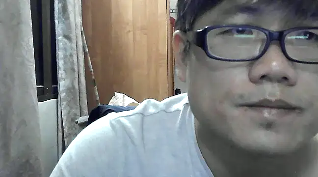 Snapshot of findagirlfriend chatting on December 20, 4:57 pm findagirlfriend online show from December 20, 4:57 pm