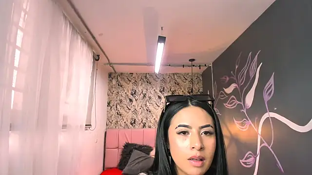 CharlotteeGray  online show from February 4, 7:33 pm