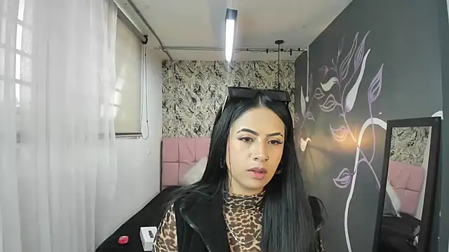 CharlotteeGray  online show from February 6, 7:40 pm