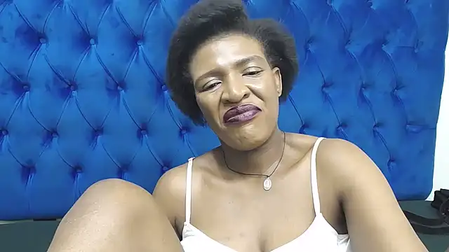 SpicyQueenxxxx online show from May 20, 9:59 am