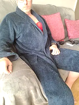 Snapshot of JulianJ50 chatting on November 20, 1:22 pm JulianJ50 online show from November 20, 1:22 pm