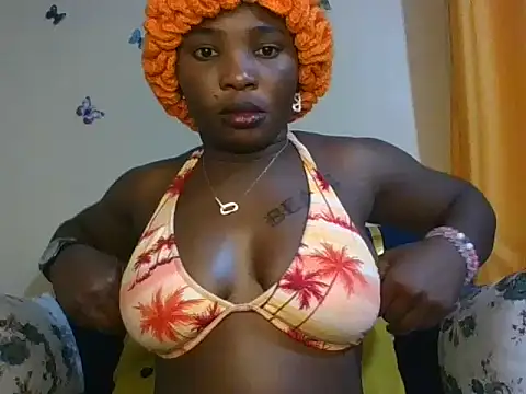 Snapshot of Bigass_mee_ chatting on October 15, 7:25 pm Bigass mee  online show from October 15, 7:25 pm