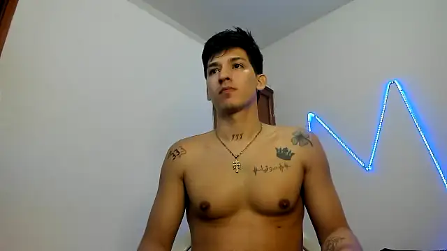 Snapshot of MasterSEX420 chatting on November 17, 1:55 am MasterSEX420 online show from November 17, 1:55 am